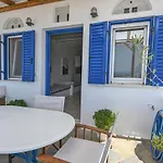 Infinity Blue Tinos 圣约阿尼斯